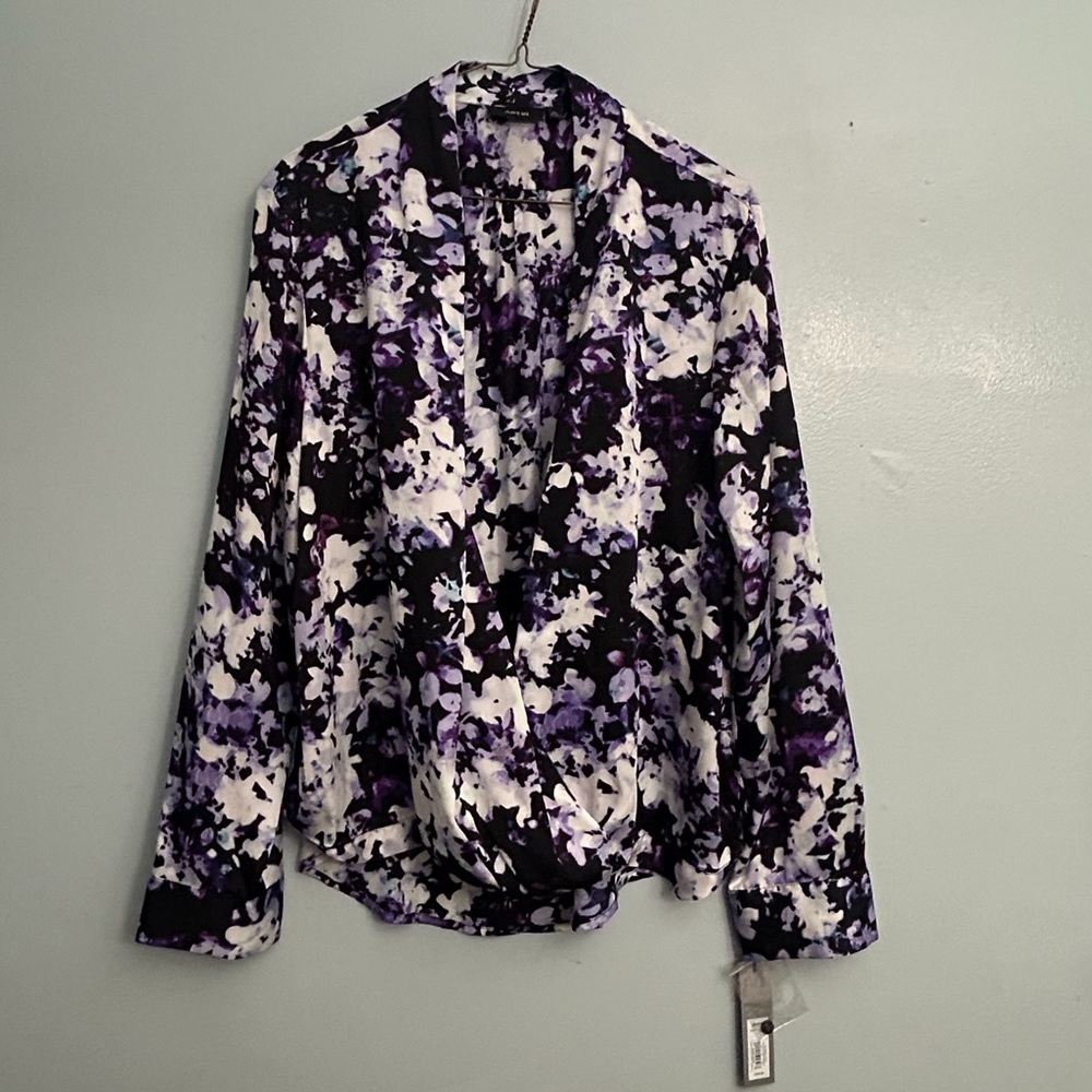 APT BLOUSE - Picture 1 of 16